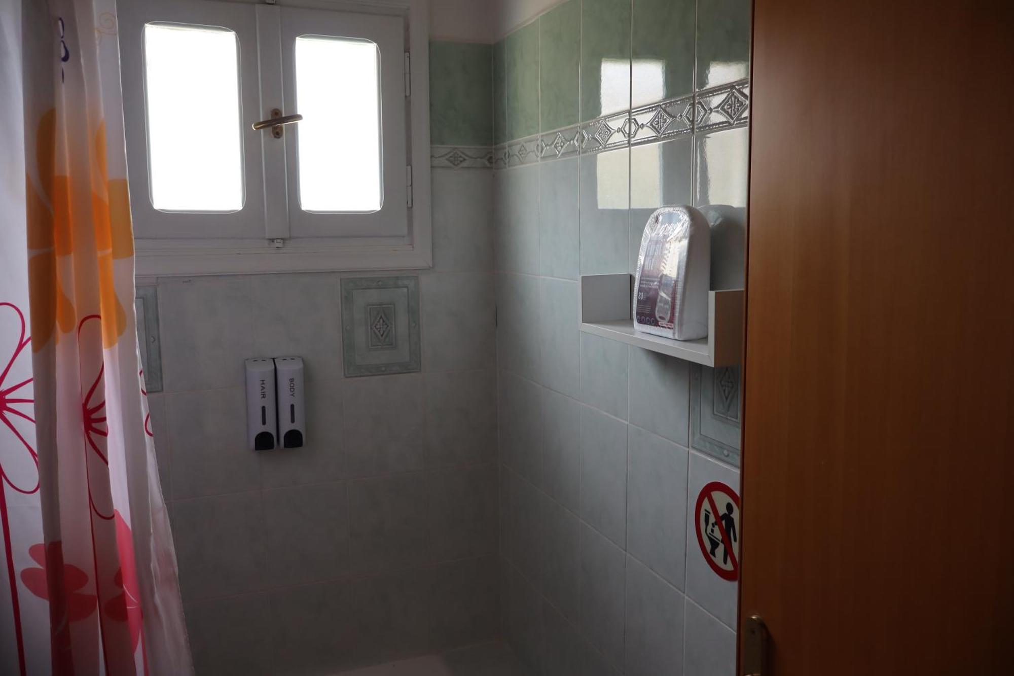 Zoe Apartments シミ エクステリア 写真